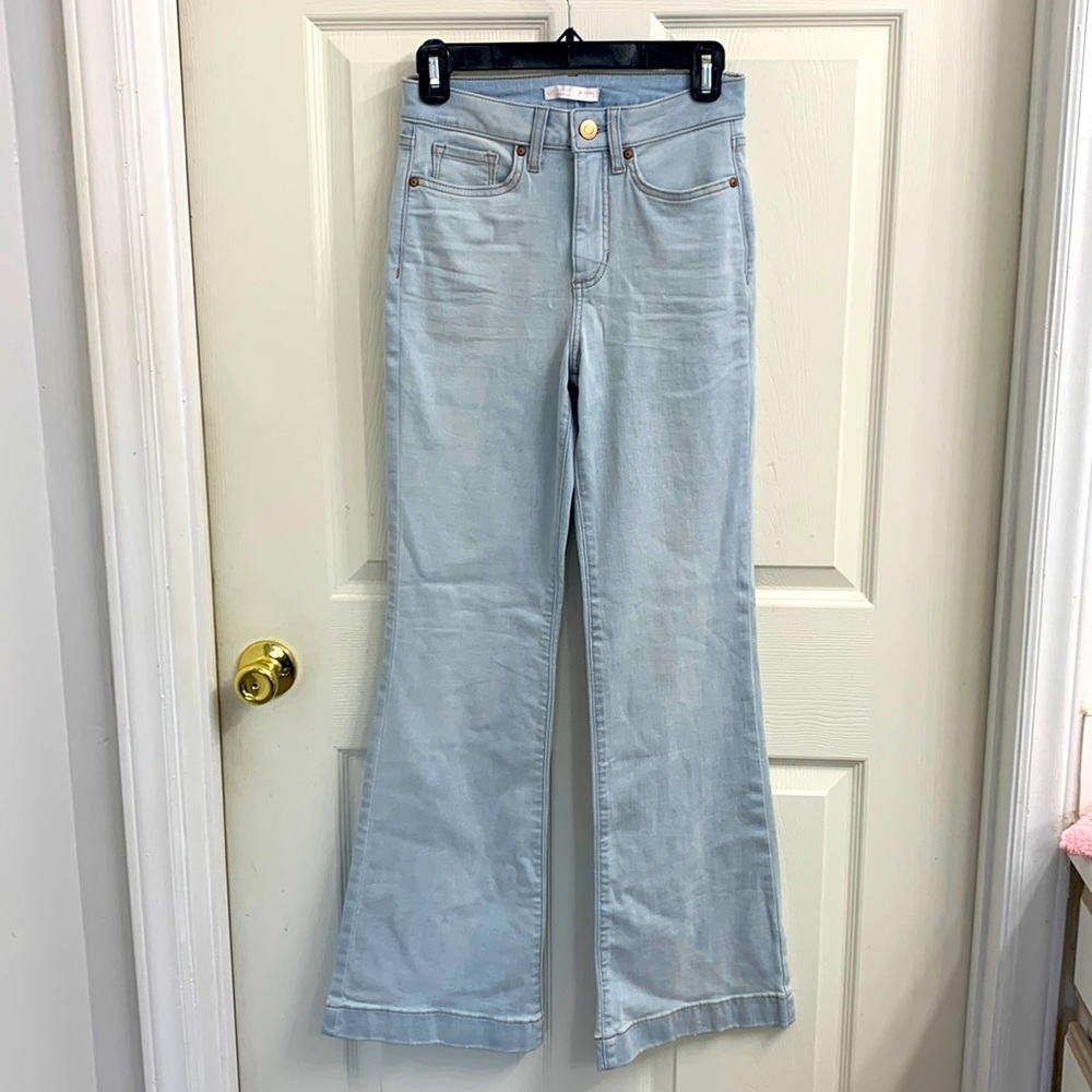 LC Lauren Conrad jeans. High rise flare. Size 2.